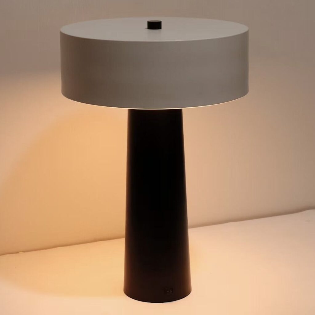 Songdom Desk lamp for Residence Inn by Marriott